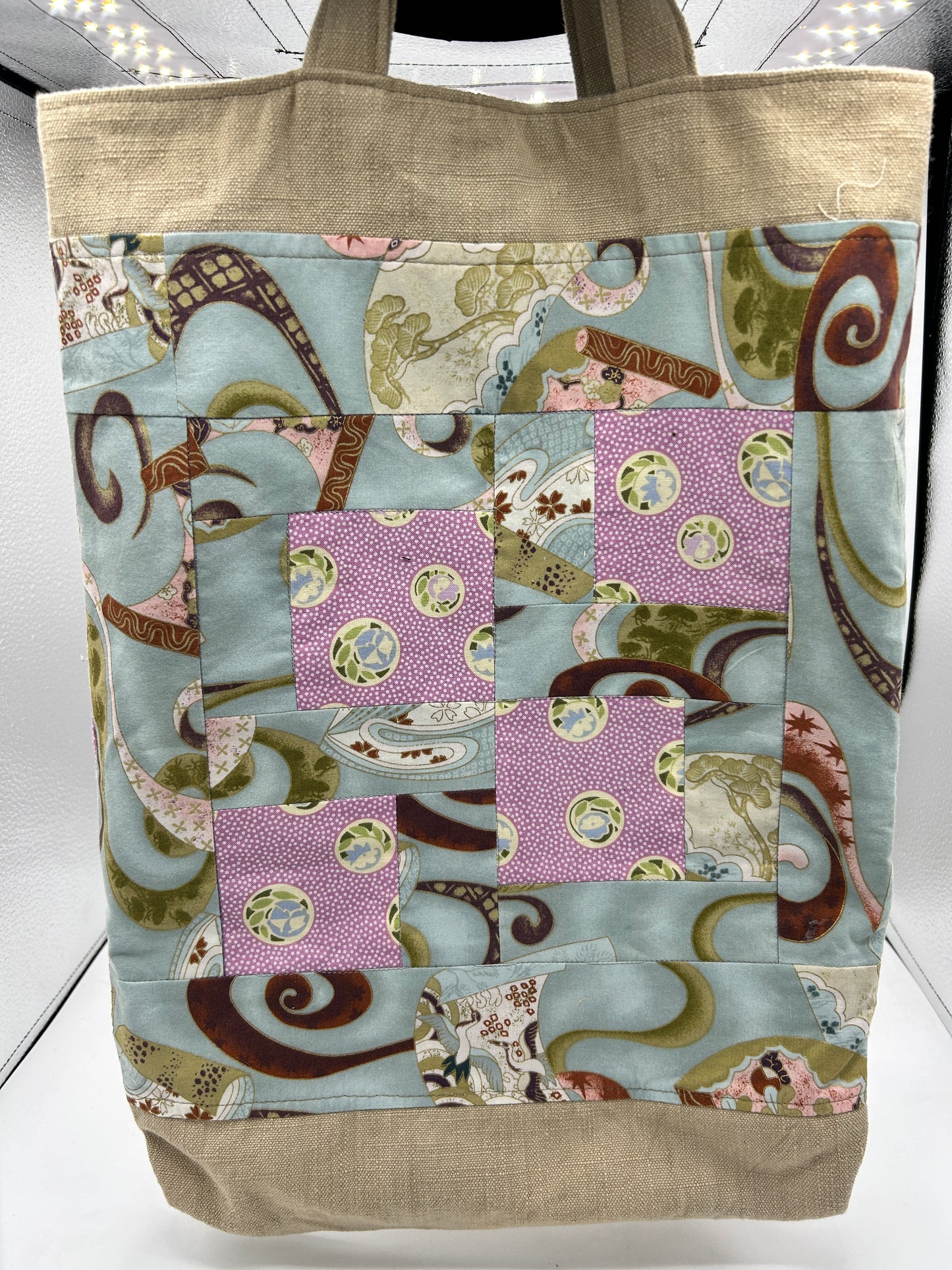 Reversible quilted tote